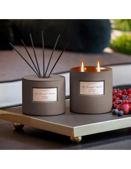 Ароматическая свеча ATELIER REBUL Wild Berries 650 г